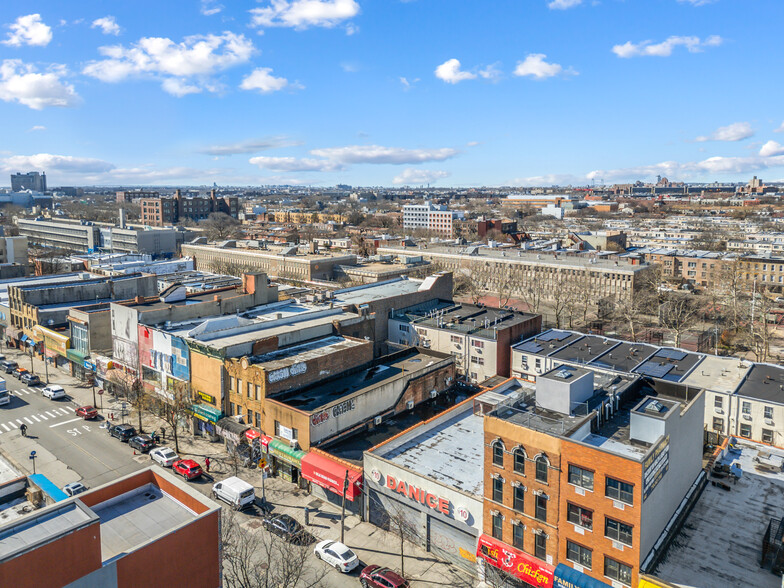 446 Rockaway Ave, Brooklyn, NY à louer - Photo de l’immeuble – Image 2 sur 16