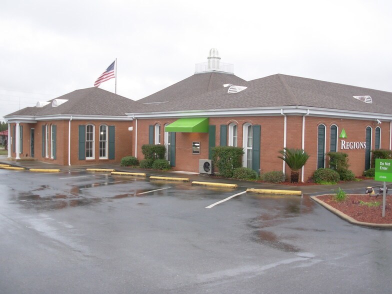 261 Hwy 90, Defuniak Springs, FL à louer - Photo de l’immeuble – Image 2 sur 5