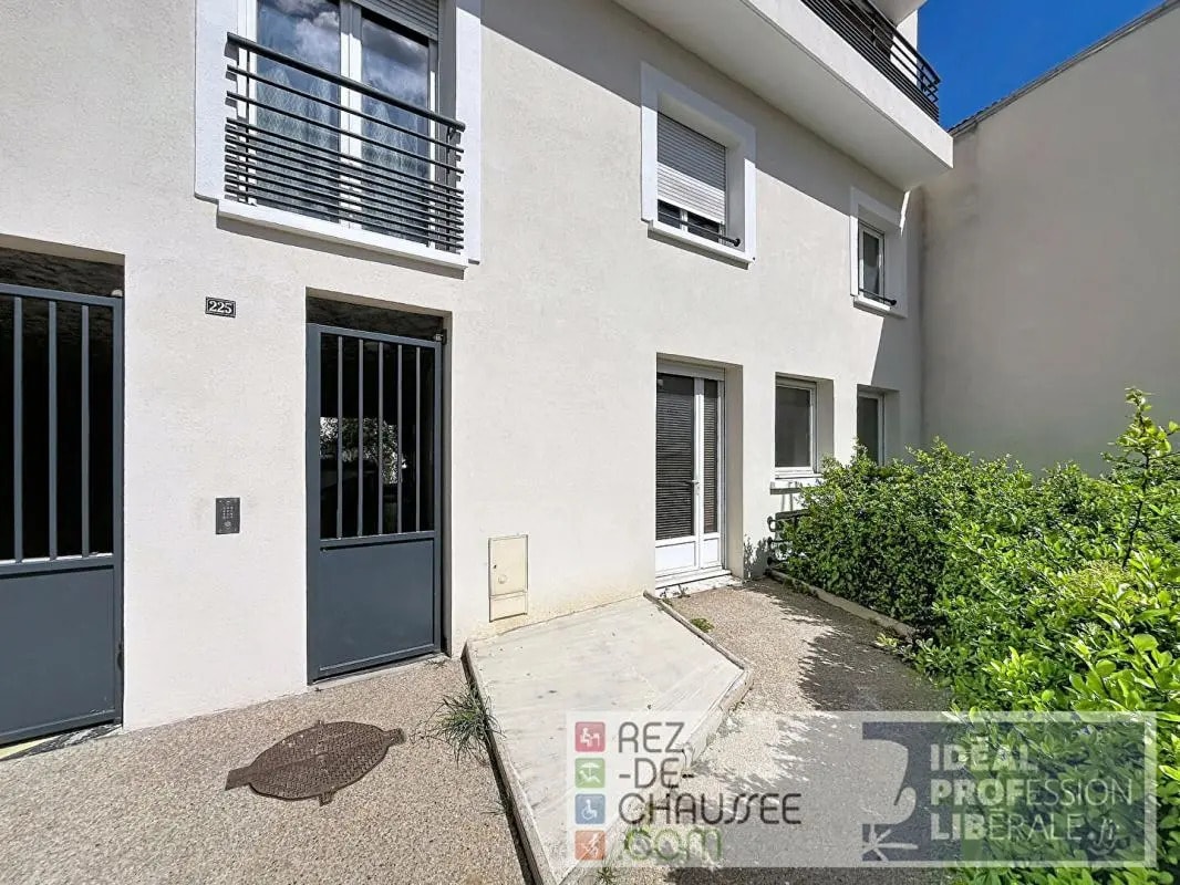 Bureau dans Nanterre à vendre Photo de l’immeuble– Image 1 sur 18