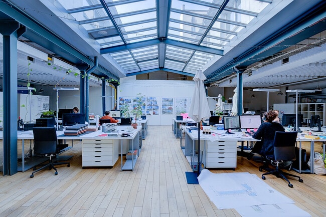 Plus de détails pour Bureau à vendre