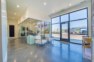 32 S 1800 W, Lindon, UT à louer Photo intérieure– Image 1 sur 46