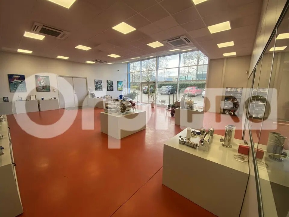 Local d'activités dans Gleizé à vendre Photo intérieure– Image 1 sur 9