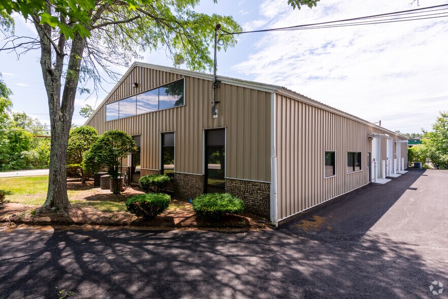 5 Congress St, Nashua, NH à louer - Photo de l’immeuble – Image 3 sur 14