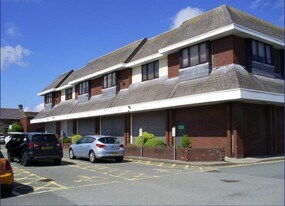 Ambrose Lloyd Centre, Mold CLW - Local commercial