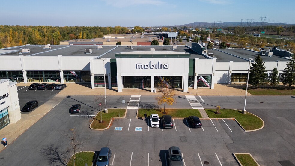 1501-1515 Boul Des Promenades, Saint-hubert, QC à louer - Photo de l’immeuble – Image 3 sur 6