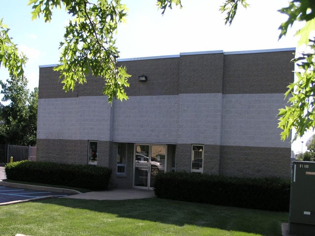 290 Knickerbocker Ave, Bohemia, NY à louer Photo de l’immeuble– Image 1 sur 1