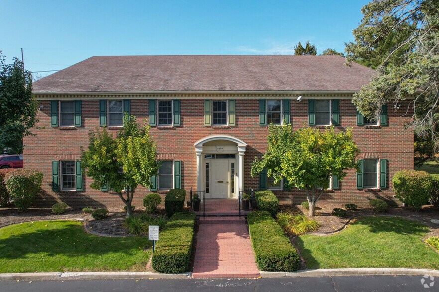 4169 N Holland Sylvania Rd, Toledo, OH à louer - Photo de l’immeuble – Image 2 sur 15