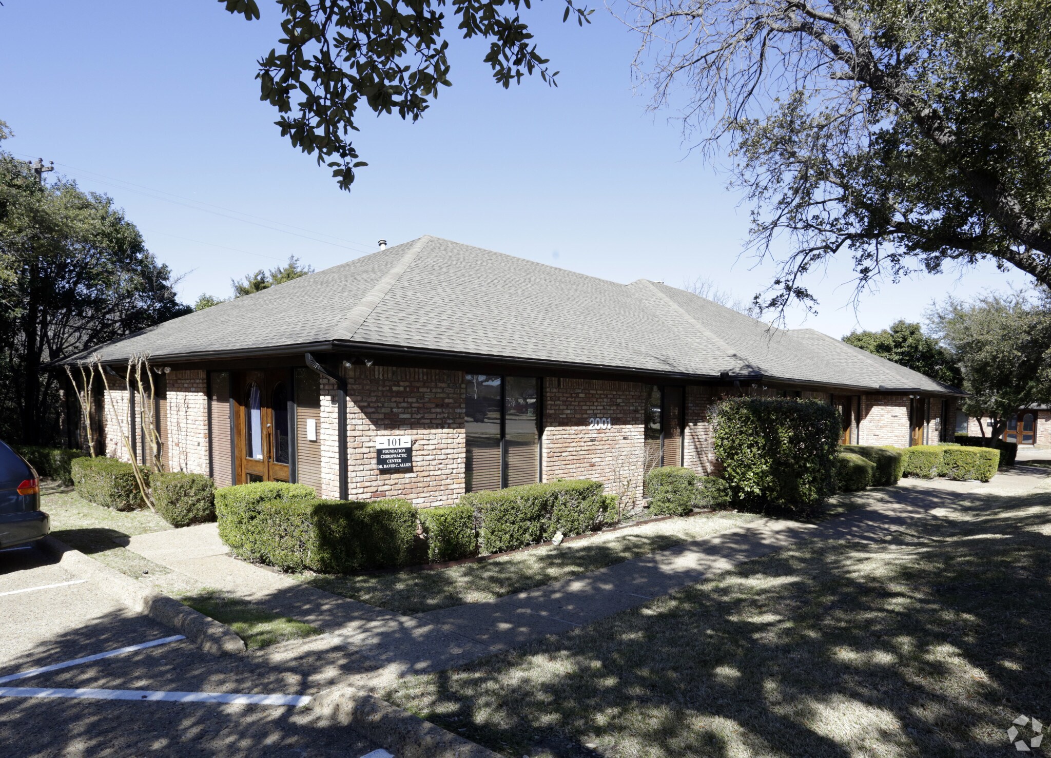 2001 N Collins Blvd, Richardson, TX à vendre Photo principale– Image 1 sur 8