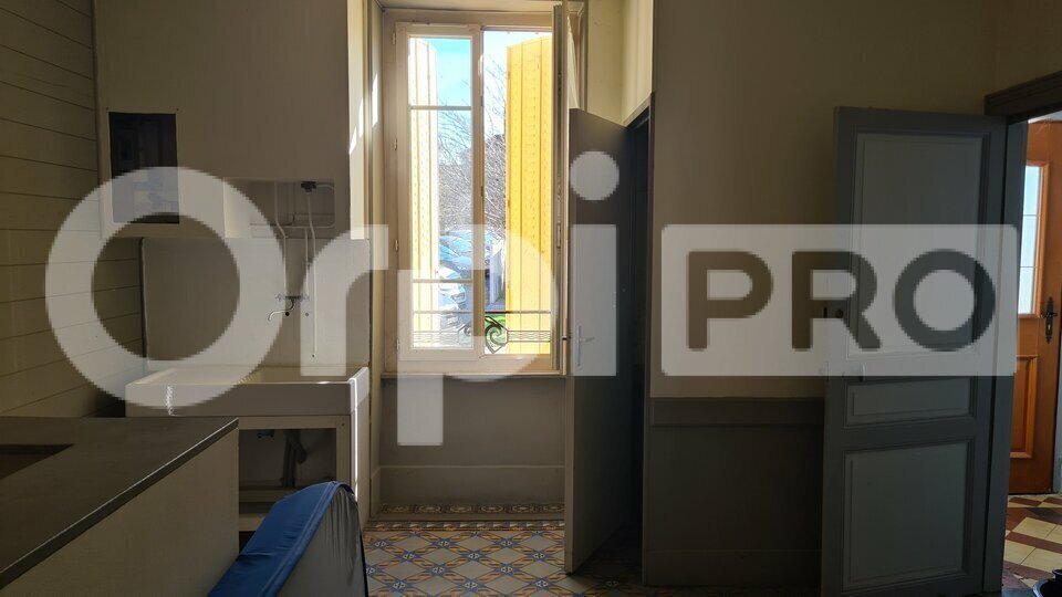 Local d'activités dans Domérat à vendre - Photo de l’immeuble – Image 2 sur 12