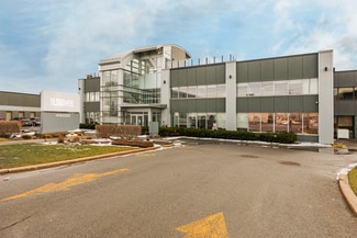 Plus de détails pour 4590-4600 Boul De La Côte-Vertu, Saint-Laurent, QC - Bureau à louer