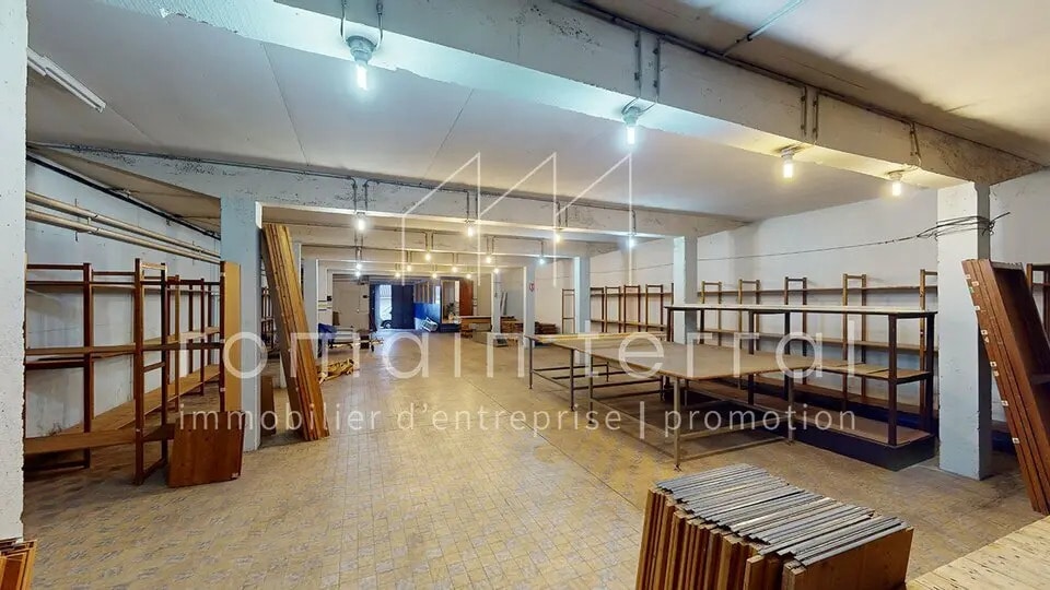 Local d’activités dans Limoges à louer - Photo de l’immeuble – Image 3 sur 5