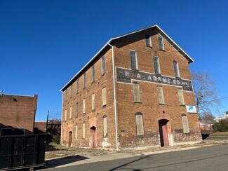 Plus de détails pour 100 West St, Oxford, NC - Industriel/Logistique à vendre
