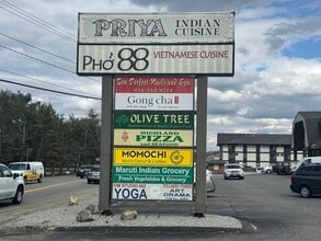 1270 Westford St, Lowell, MA à louer Photo de l’immeuble– Image 2 sur 2