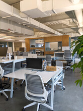 500 W Broad St, Columbus, OH à louer Photo de l’immeuble– Image 1 sur 10