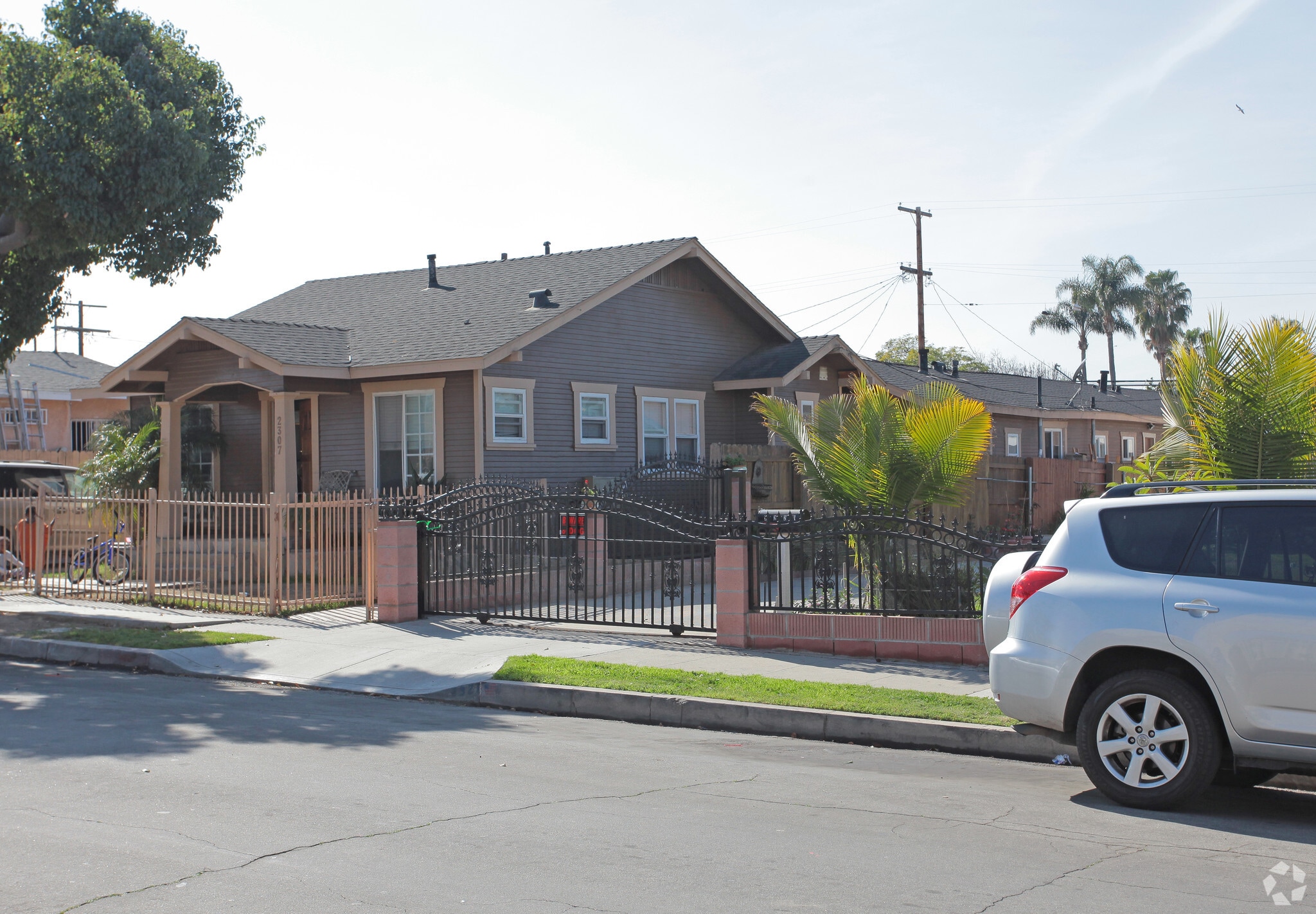 2307 Locust Ave, Long Beach, CA à vendre Photo principale– Image 1 sur 4