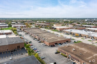 201-235 Eisenhower Ln S, Lombard, IL - VUE AÉRIENNE  vue de carte - Image1