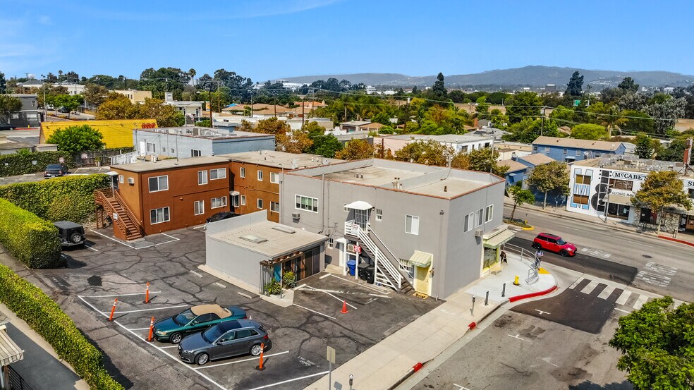 3018-3030 Pico Blvd, Santa Monica, CA à vendre - Photo de l’immeuble – Image 3 sur 12