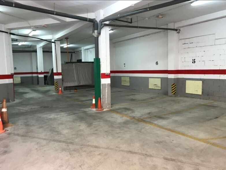 Calle Regato Del Anís, 10, Salamanca, Salamanca à vendre - Photo de l’immeuble – Image 2 sur 7