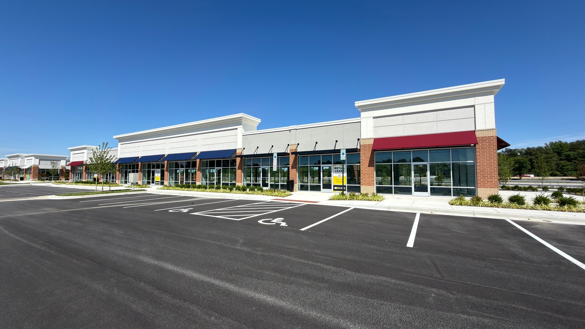 910 Cromwell Park Dr, Glen Burnie, MD à louer Photo intérieure– Image 1 sur 2
