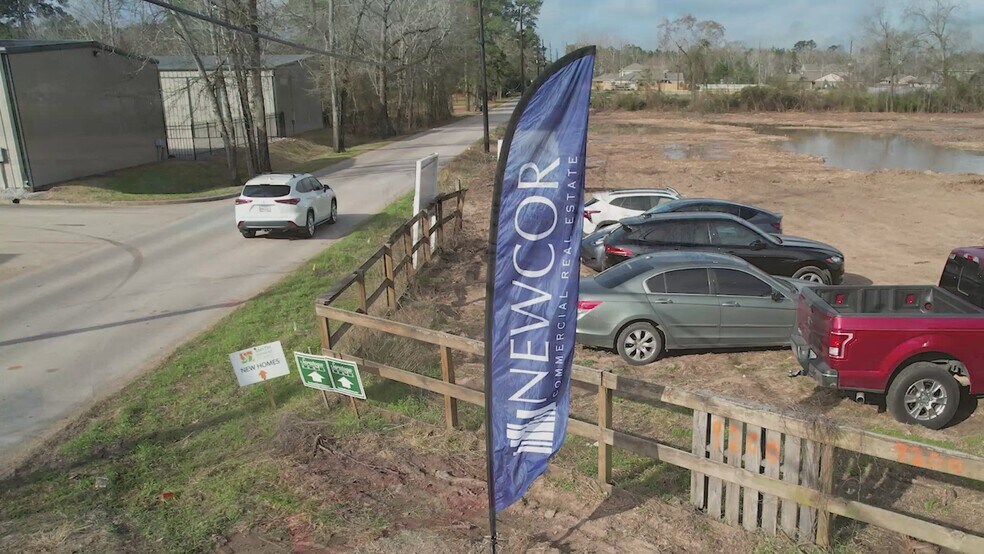 9200 Carraway Ln, Magnolia, TX à vendre - Vidéo sur l’annonce professionnelle – Image 2 sur 5