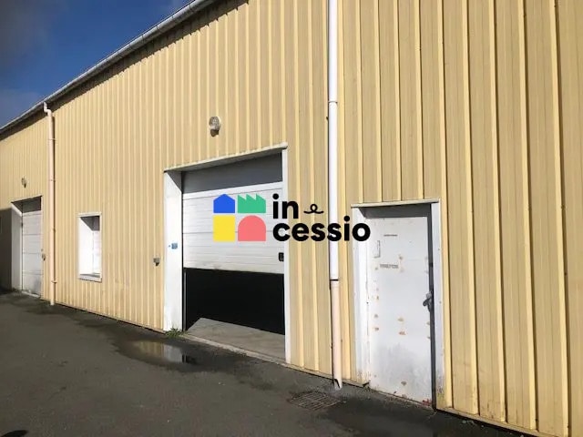 Local d’activités dans Le Mans à louer - Photo de l’immeuble – Image 2 sur 2