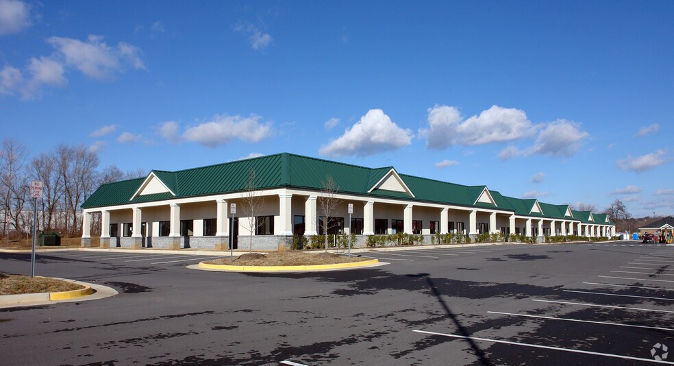 2233-2265 Valor Dr, Winchester, VA à louer - Photo principale – Image 2 sur 5