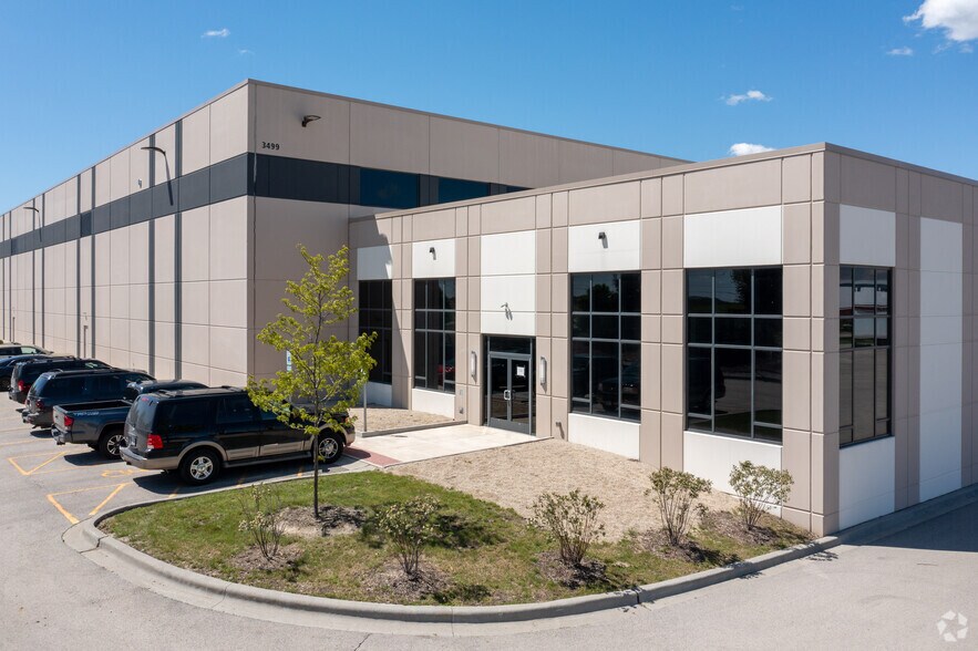 3499 S Chicago St, Joliet, IL à louer - Photo de l’immeuble – Image 3 sur 11