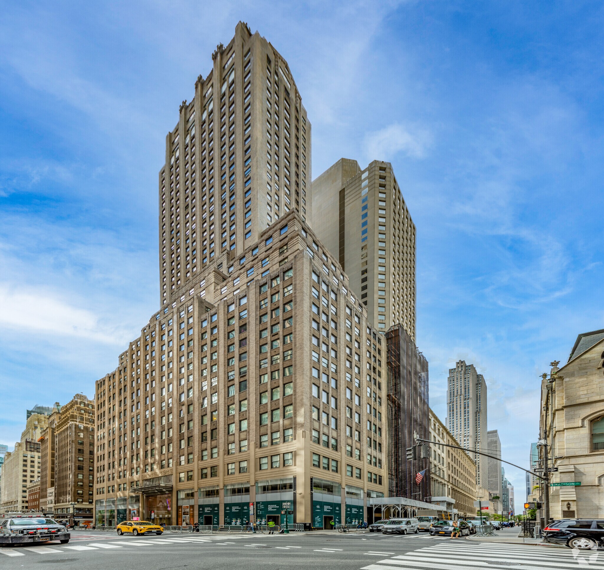 444 Madison Ave, New York, NY à louer Photo principale– Image 1 sur 7