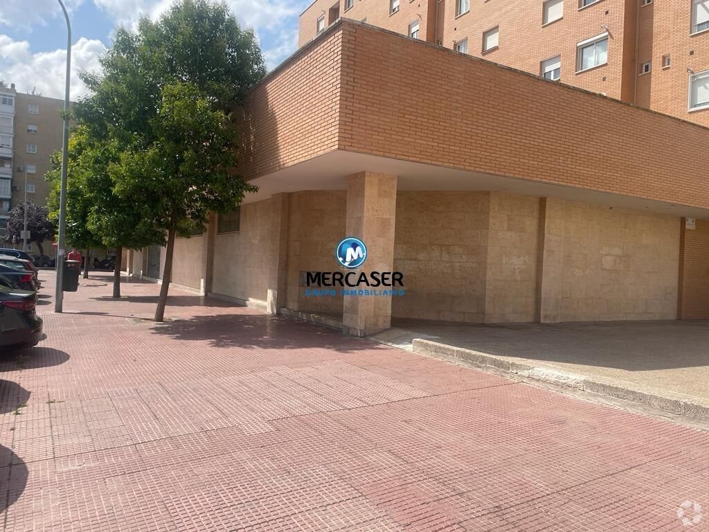 Local commercial dans Alcalá de Henares, Madrid à louer Photo intérieure– Image 1 sur 2