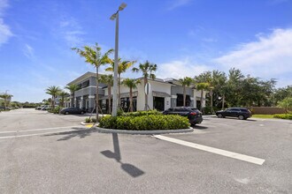 8776 Lantana Rd, Lake Worth, FL à louer Photo de l’immeuble– Image 1 sur 9