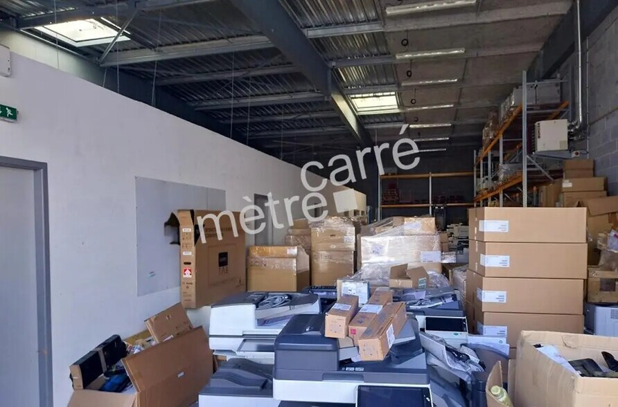 Local d’activités dans Nantes à louer - Photo de l’immeuble – Image 1 sur 2