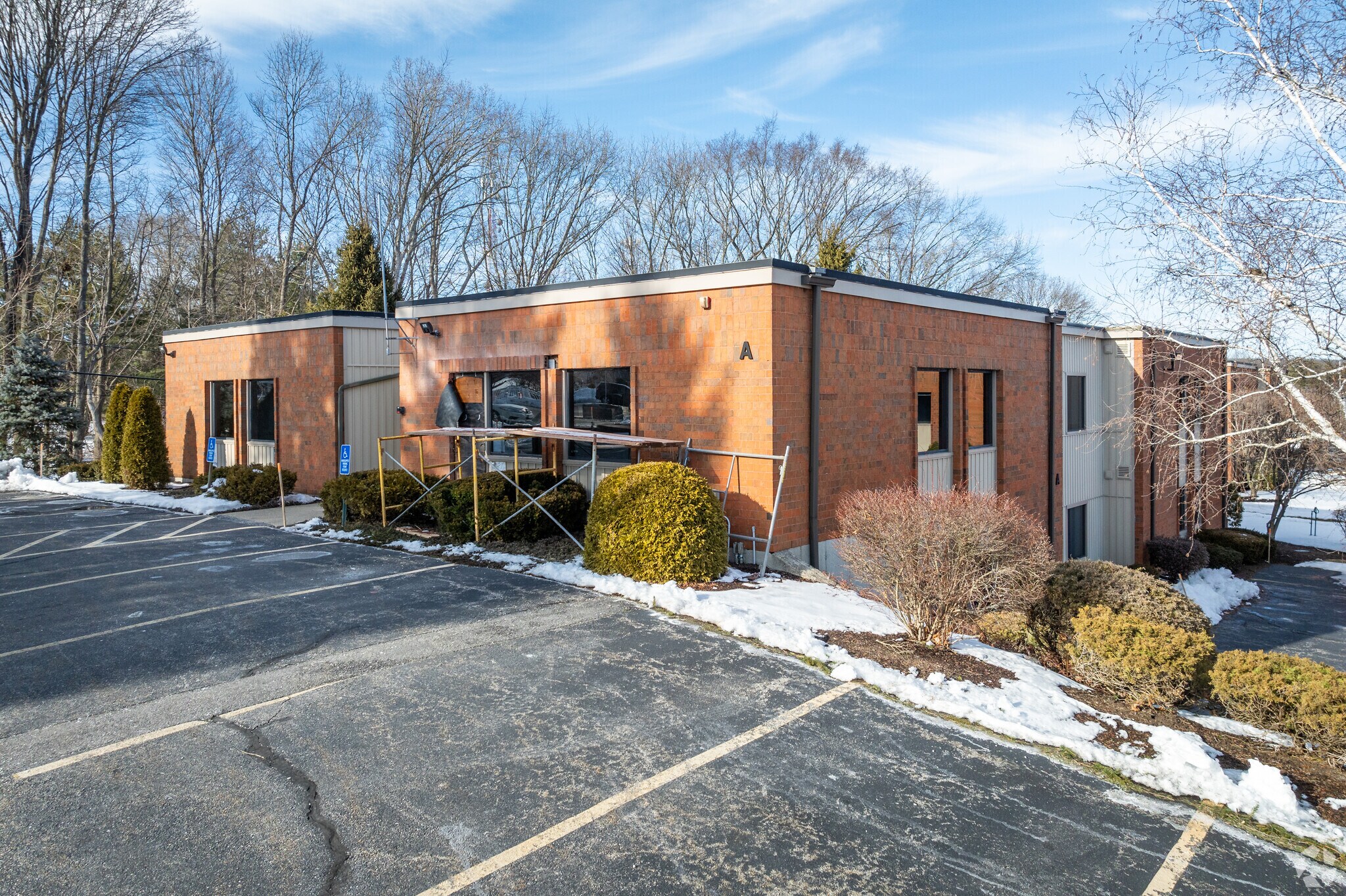 1525 Louisquisset Pike, Lincoln, RI à louer Photo de l’immeuble– Image 1 sur 12