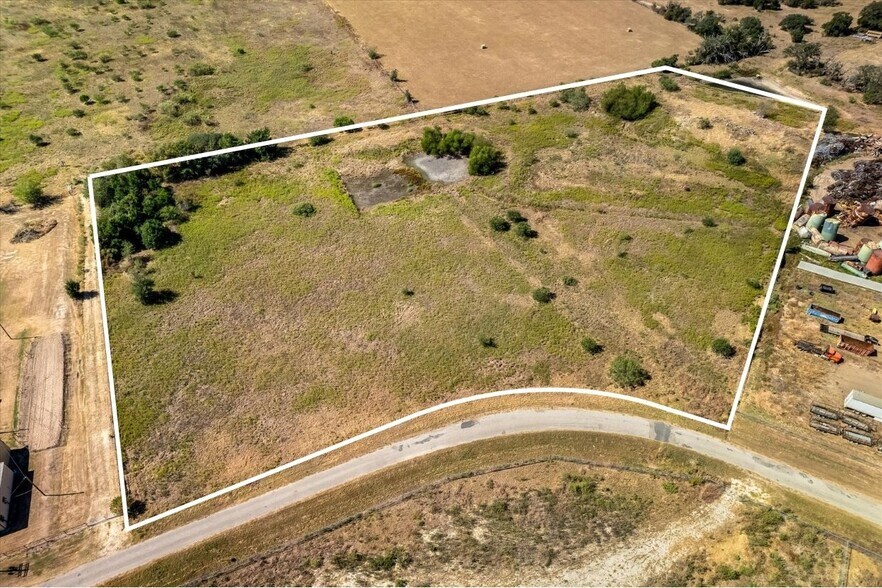 1095 County Road 234, Giddings, TX à vendre - Photo de l’immeuble – Image 2 sur 8