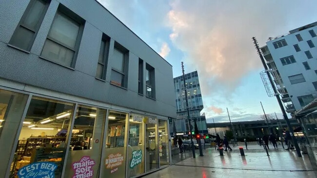 Plus de détails pour 4 Allée Victor Baltard, Nogent-sur-Marne - Bureau à louer