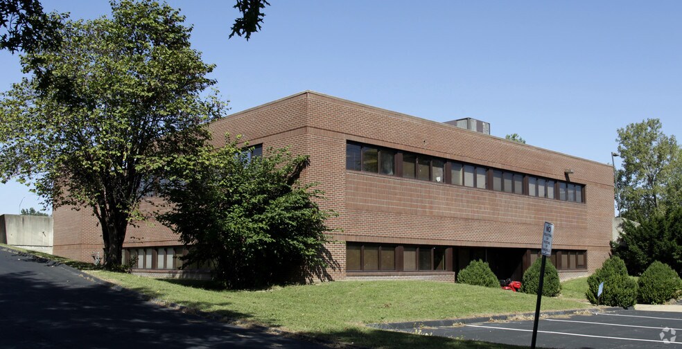 505-507 S Cool Springs Rd, O'Fallon, MO à louer - Photo de l’immeuble – Image 2 sur 2