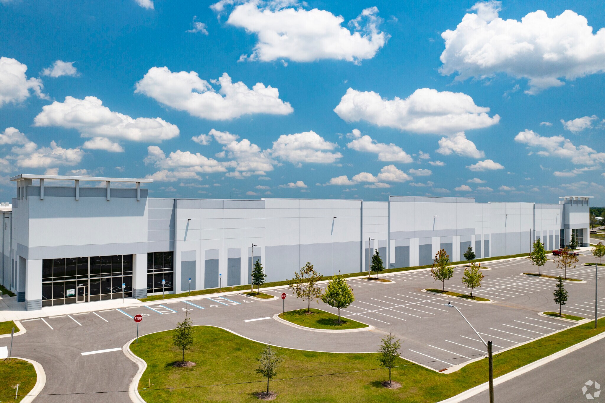 5300 Allen K Breed Hwy, Lakeland, FL à louer Photo principale– Image 1 sur 31