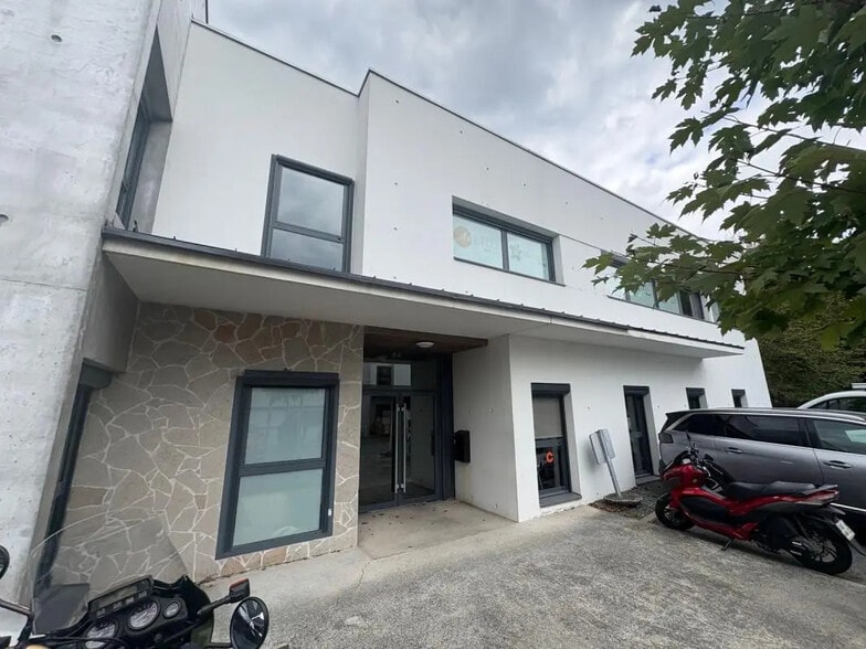 Bureau dans Saint-Herblain à louer - Photo de l’immeuble – Image 3 sur 23