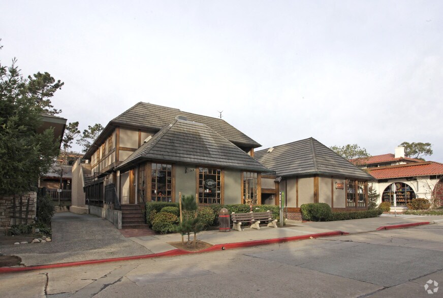 San Carlos St, Carmel, CA à louer - Photo principale – Image 1 sur 14