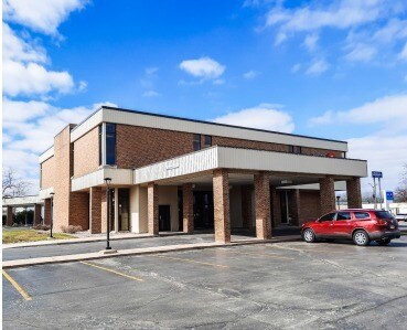 201 S Military Ave, Green Bay, WI à louer - Photo de l’immeuble – Image 3 sur 5