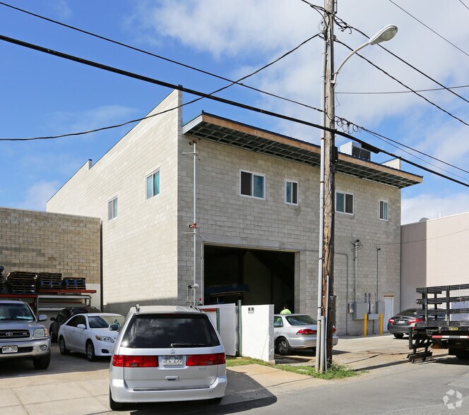 1713 Hau St, Honolulu, HI à vendre - Photo de l’immeuble – Image 2 sur 7