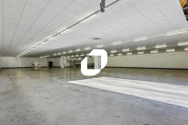 32 Rue De Montlhéry, Rungis à louer - Photo de l’immeuble – Image 2 sur 7
