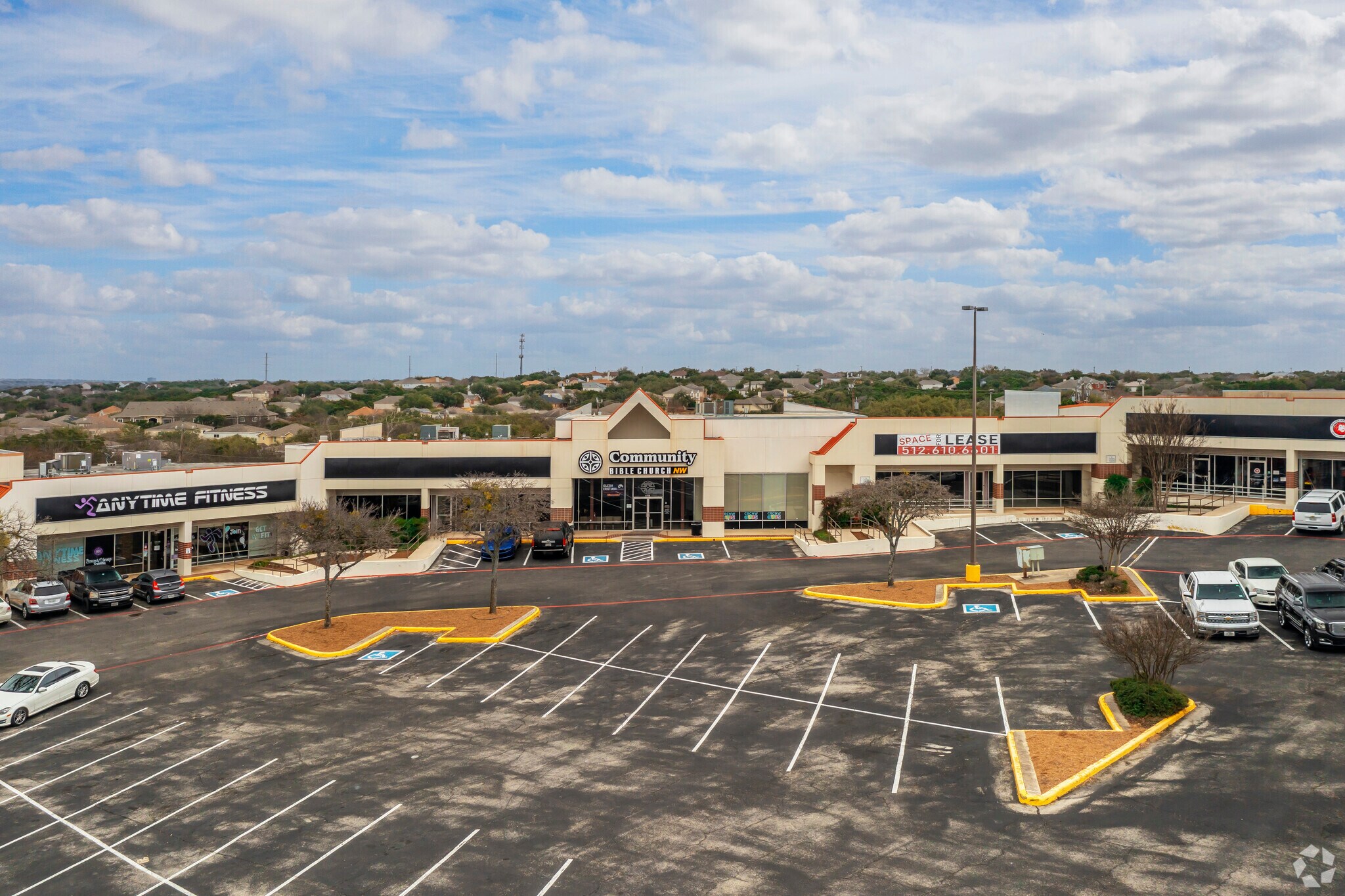 8102-8180 Tezel Rd, San Antonio, TX à louer Photo principale– Image 1 sur 7