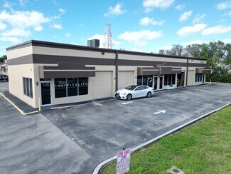 Plus de détails pour 3133 Fortune Way, Wellington, FL - Industriel/Logistique à louer
