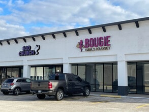 2204 Cypress Creek Pkwy, Houston, TX à louer Photo de l’immeuble– Image 1 sur 3