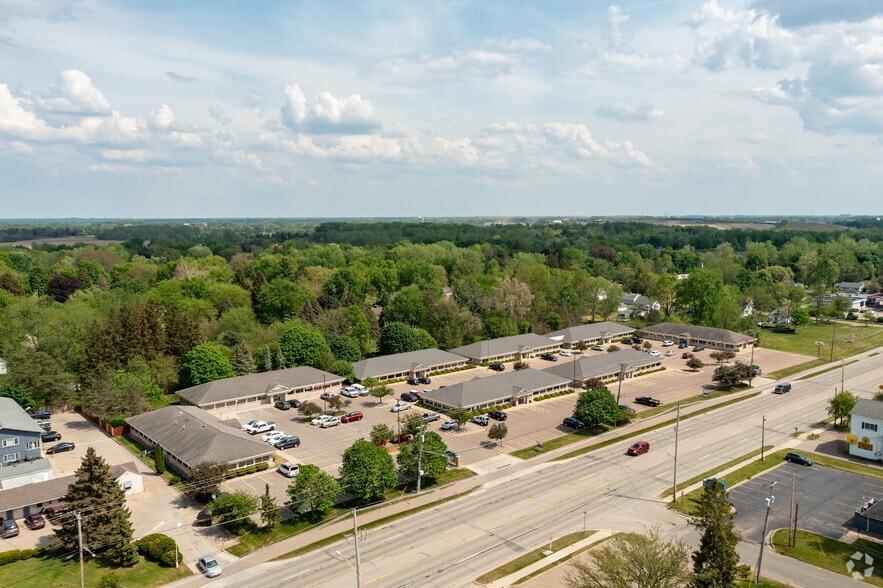 15851 S US Highway 27, Lansing, MI à louer - Aérien – Image 1 sur 14
