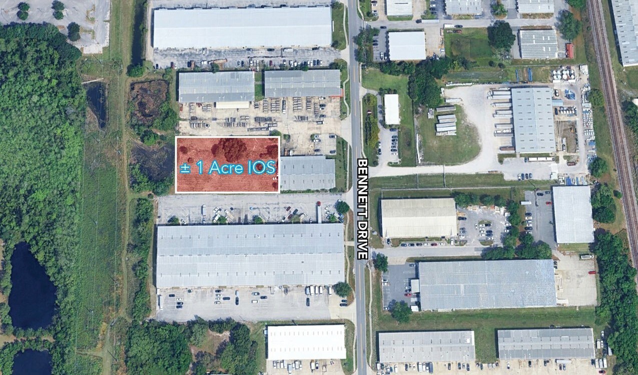 1351 Bennett Drive, Longwood, FL à louer Photo de l’immeuble– Image 1 sur 5