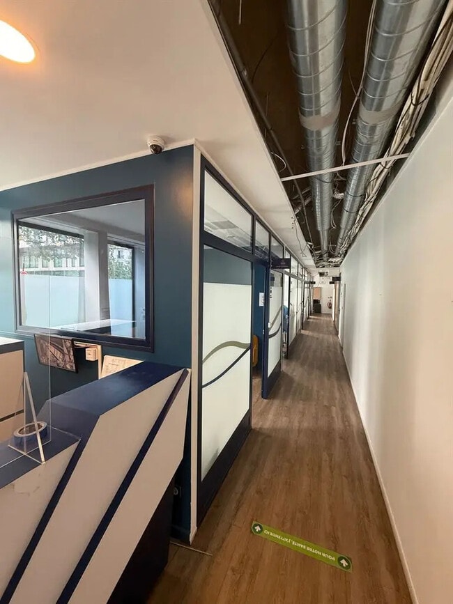 Plus de détails pour Local commercial à louer