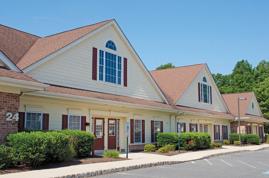 46 Vreeland Dr, Skillman, NJ à louer - Photo de l’immeuble – Image 3 sur 13