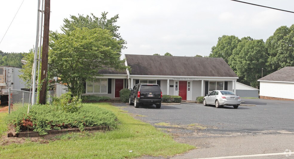 979 University Dr, Lancaster, SC à vendre - Photo de l’immeuble – Image 2 sur 2