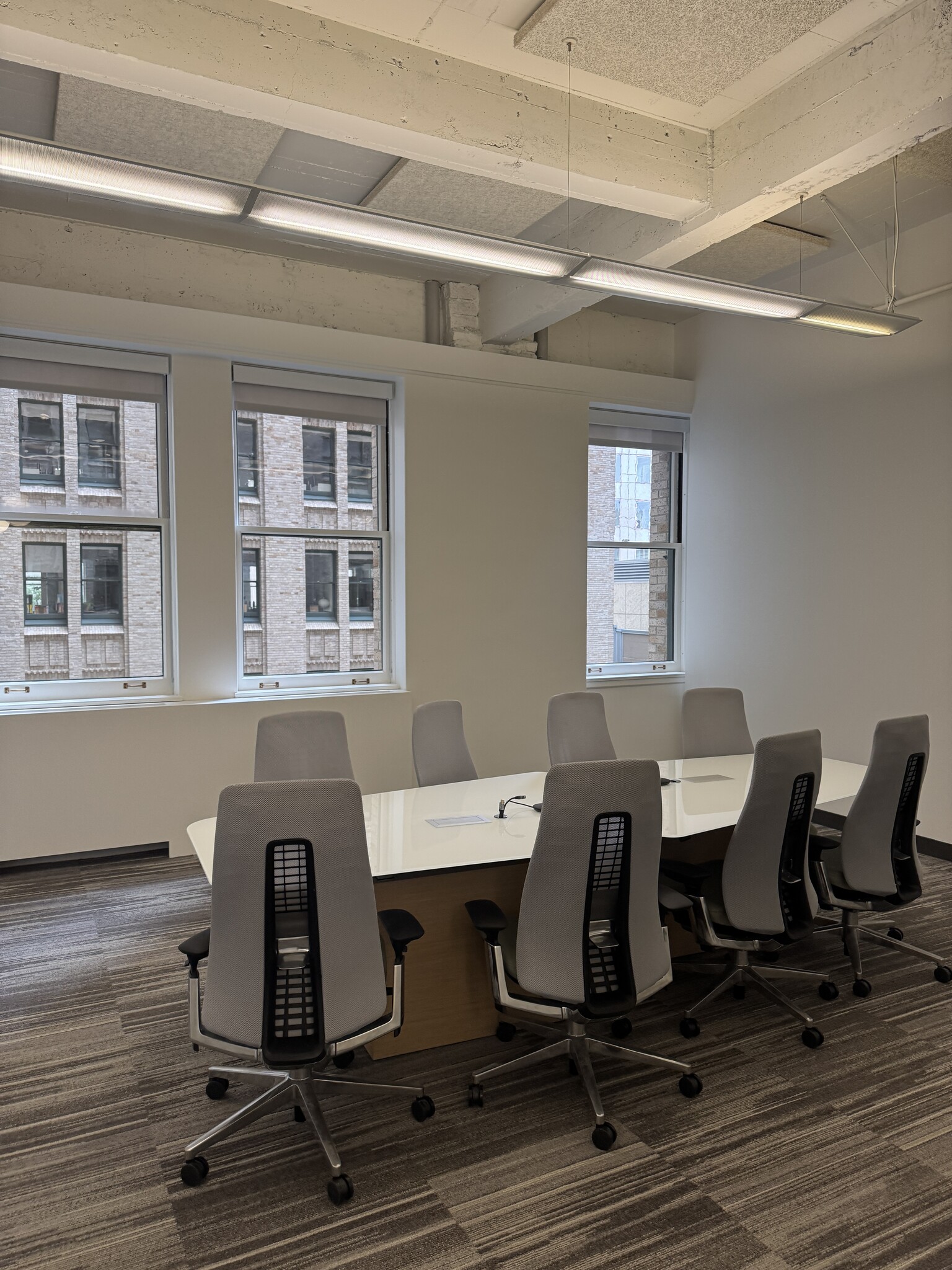 235 Montgomery St, San Francisco, CA à louer Photo intérieure– Image 1 sur 5